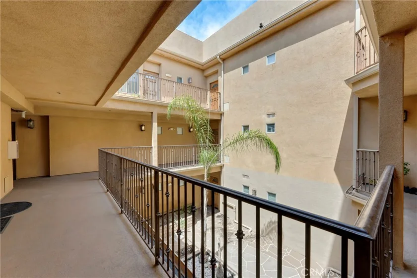 1515 Grismer #202 photo 11