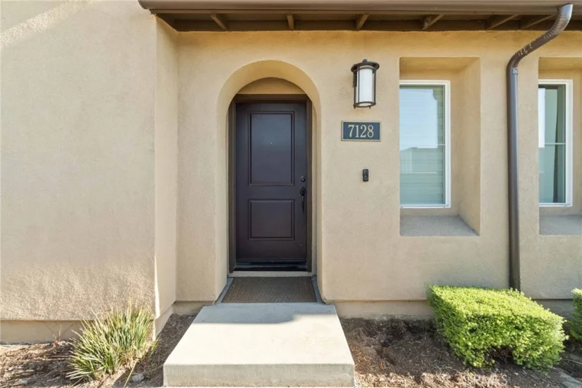 7128 Viceroy Way photo 3