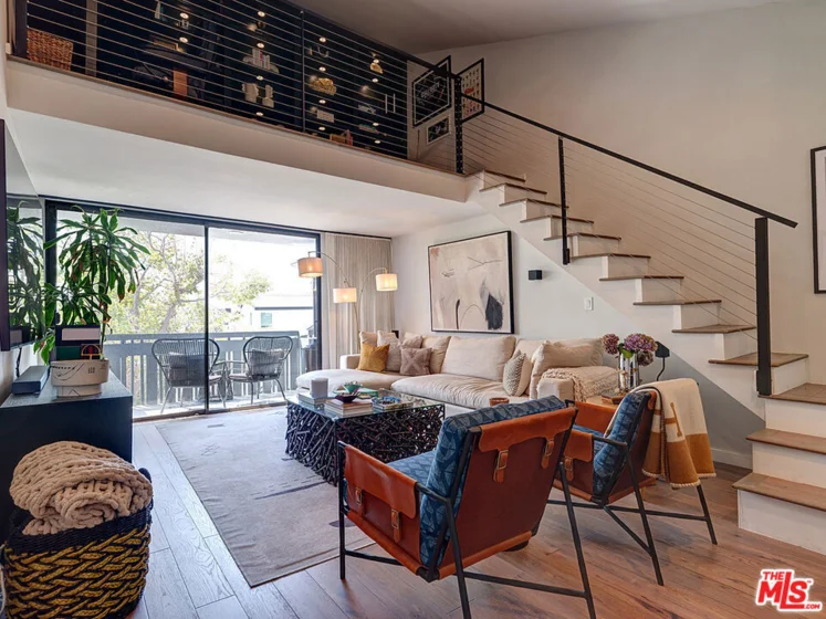 1830 Westholme Avenue #310 photo 1