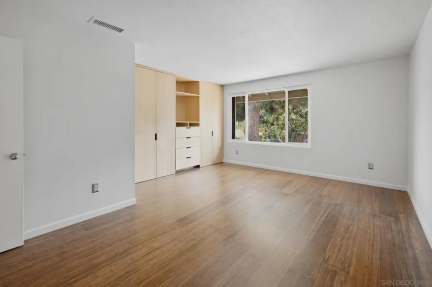 1612 Bridgeview Drive photo 29