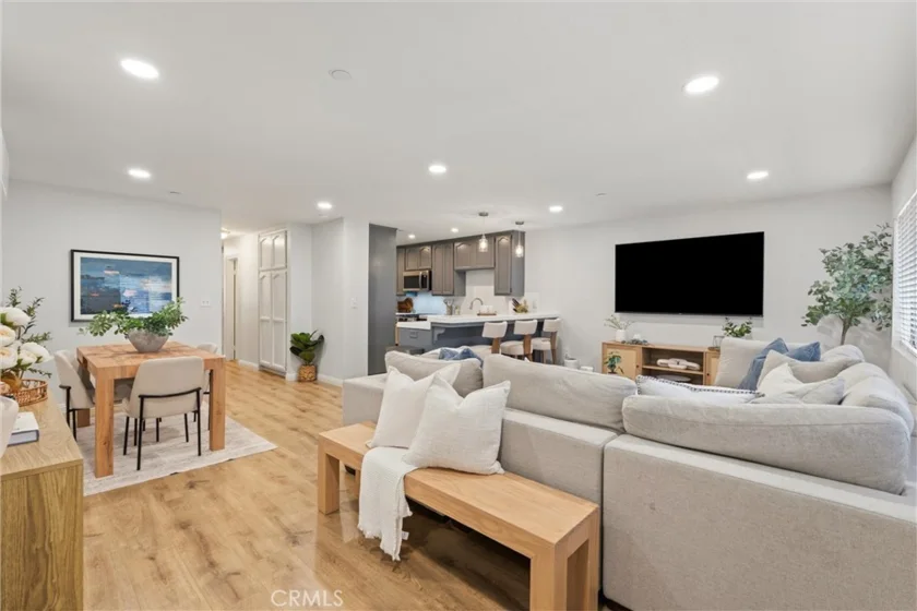 17200 Newhope #204 photo 1