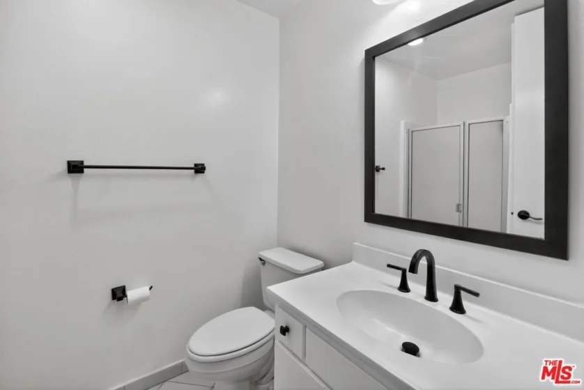 5900 Canterbury Drive #B217 photo 15