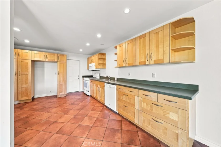 4725 Cardena photo 14