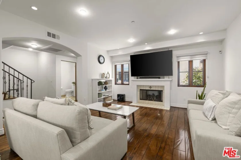 908 17th Street #4 photo 3