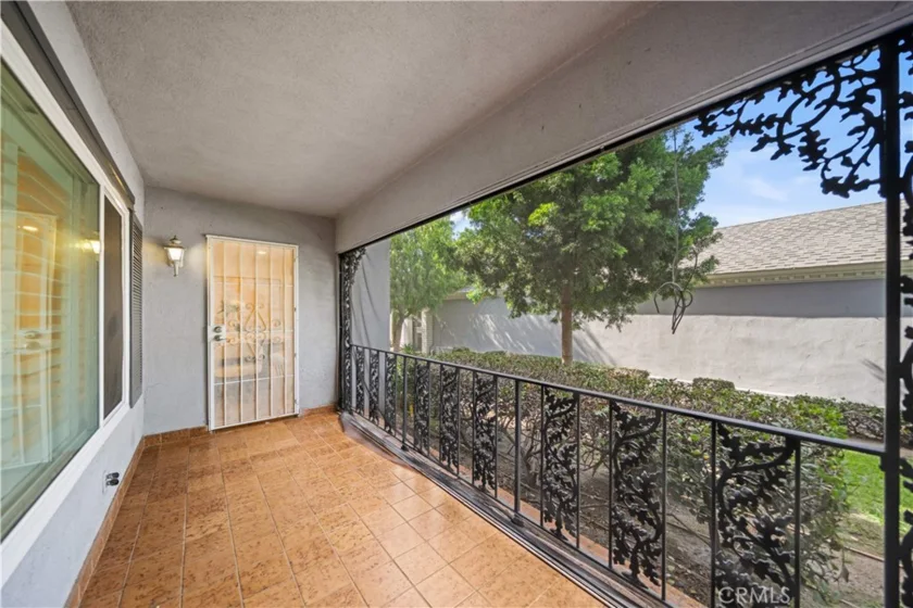 1611 S Pomona #D13 photo 19