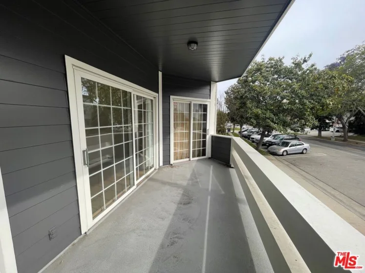1840 Veteran Avenue #106 photo 33
