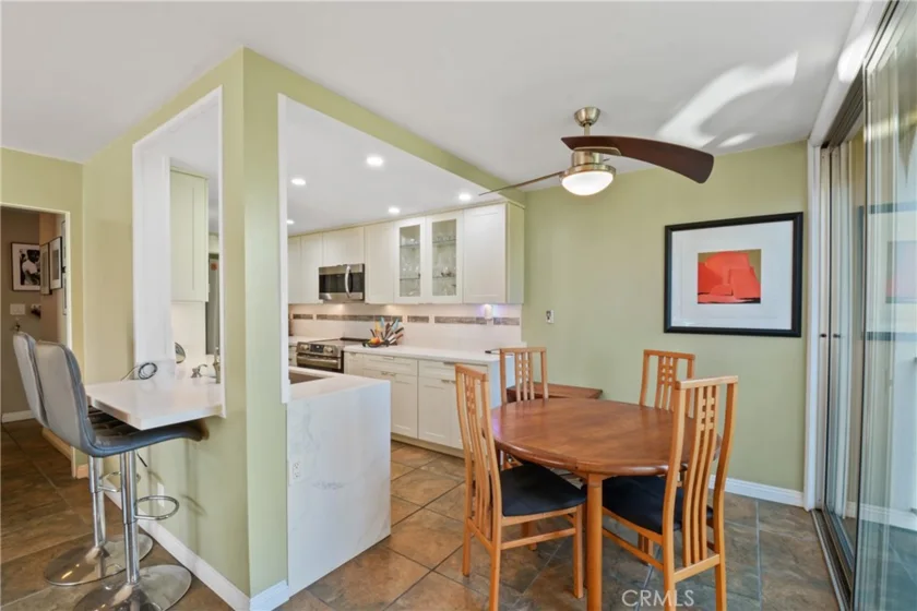 2101 E 2nd Street #305 photo 29