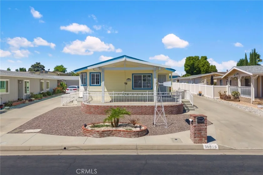 38055 Calle Amigable photo 5