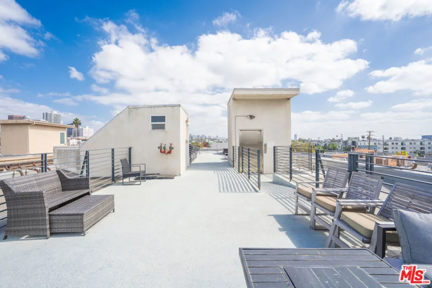 1540 Amherst Avenue #PH2 photo 50
