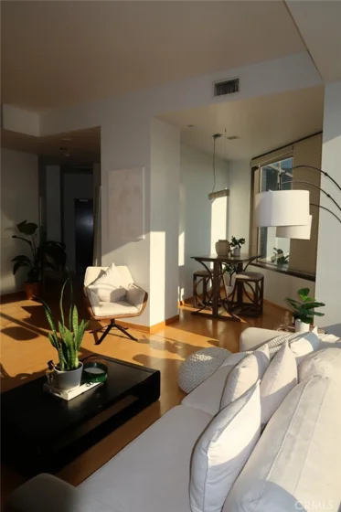 1100 Wilshire photo 12