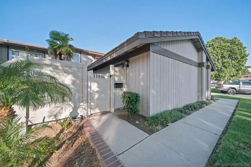 11452 Matinal Circle photo 24