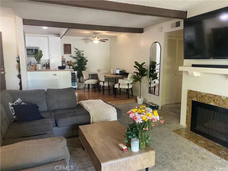 21372 Brookhurst #725 photo 1