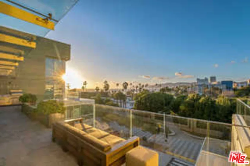 1705 Ocean Avenue #314 photo 6
