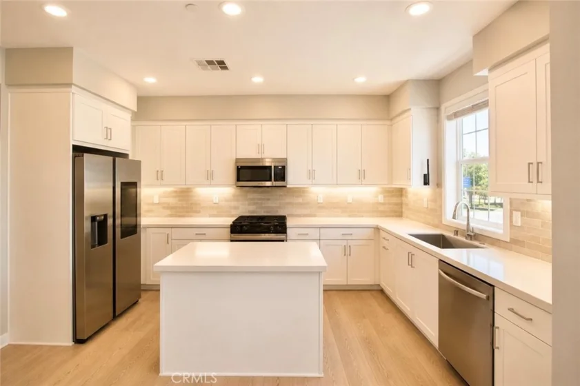 1030 N Anaheim Boulevard #2 photo 21