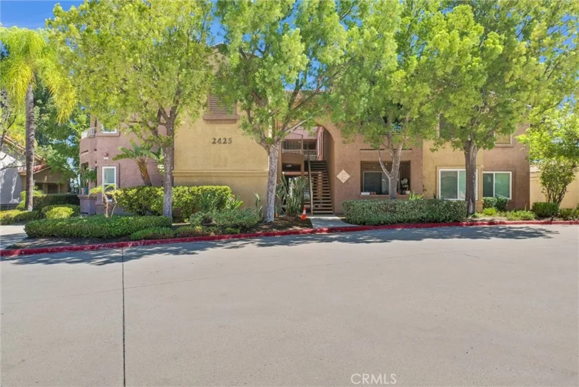 2425 Del Mar photo 1