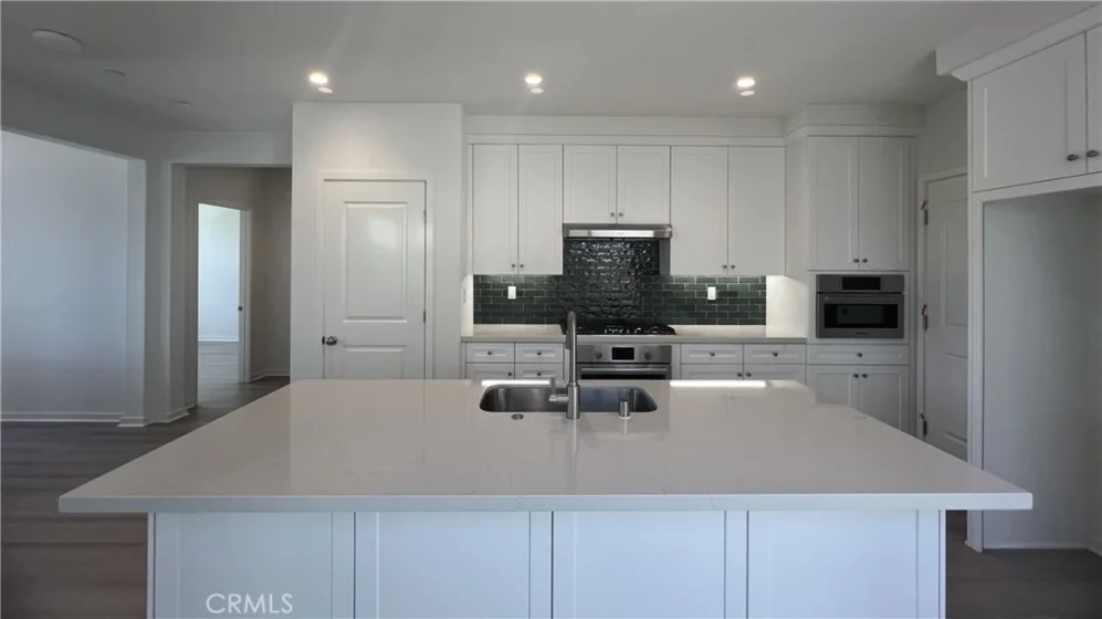 110 Sunnyside photo 8