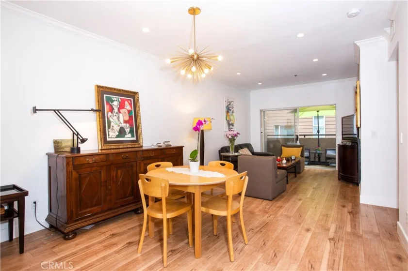 156 S Oak Knoll Avenue #208 photo 1