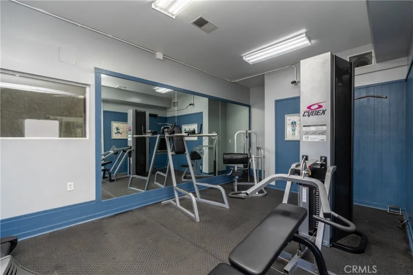 1010 W Macarthur Boulevard #77 photo 33