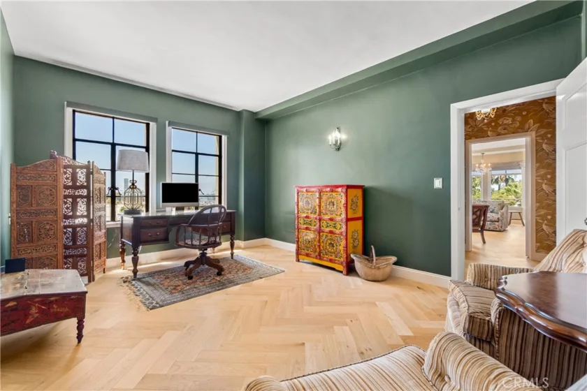 800 E Ocean Boulevard #201 photo 30