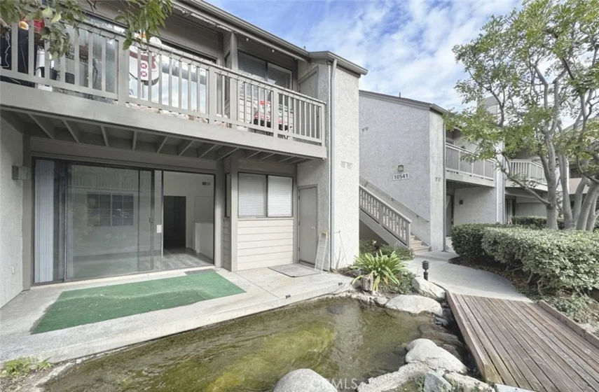 10541 S Lakeside Drive #C photo 1