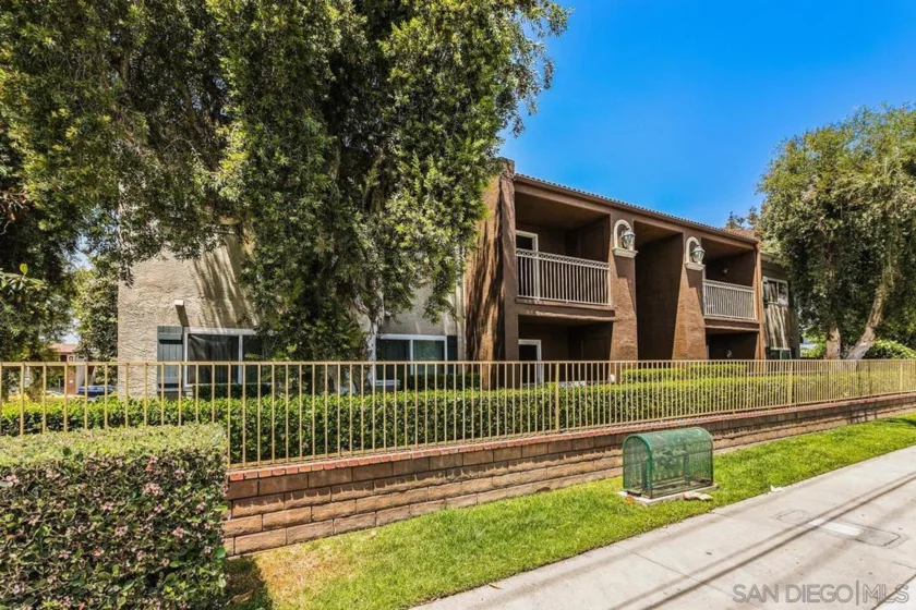 550 Graves Avenue #26 photo 1