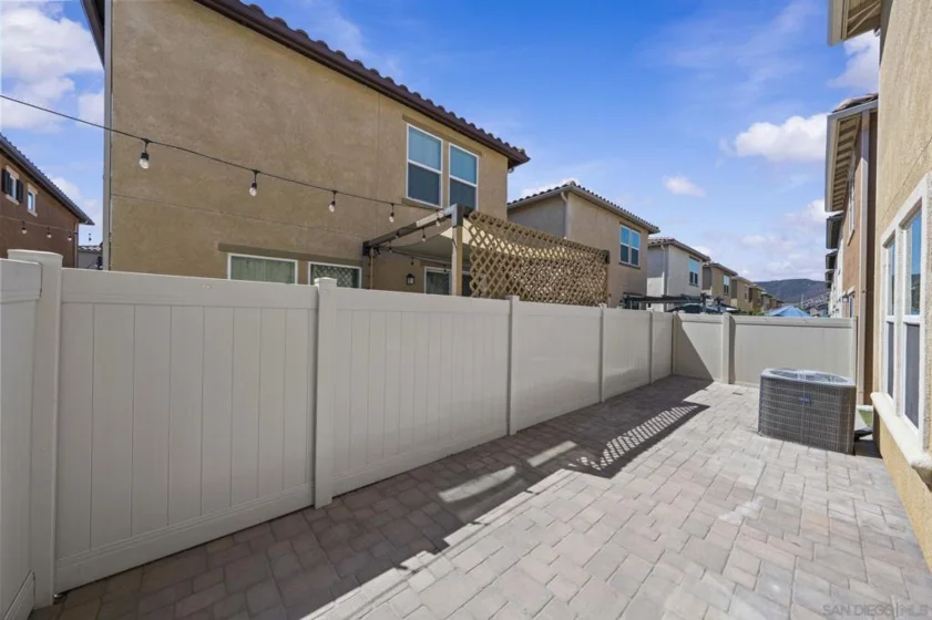 41917 Zafra Street photo 47