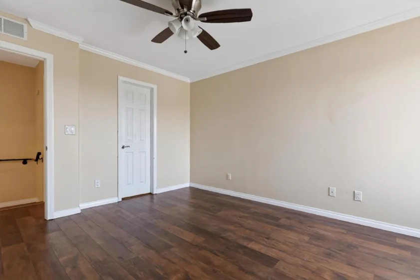 5252 Balboa Arms Drive #153 photo 16