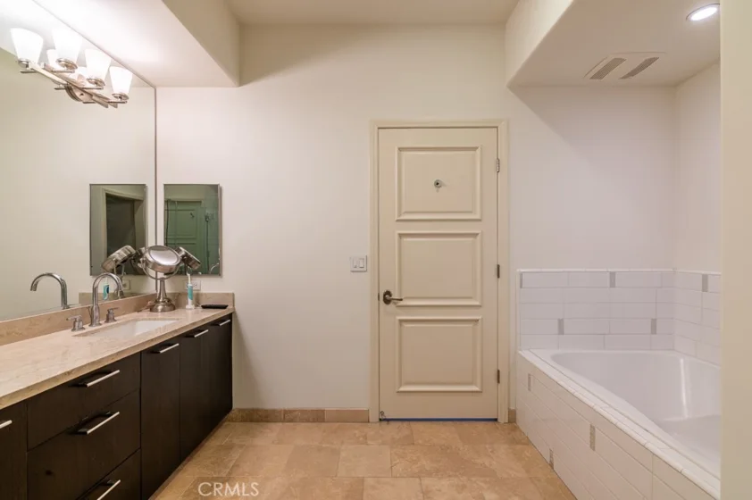 607 Caruso Avenue photo 21