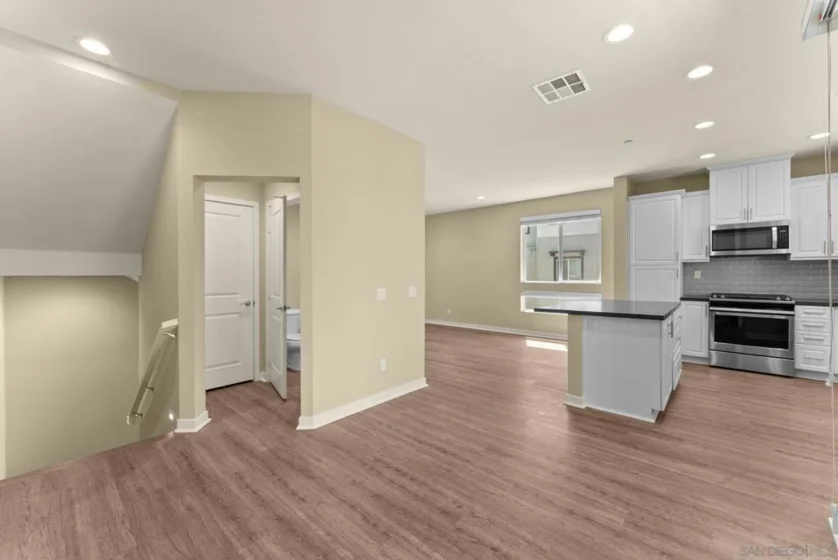 2564 S Escondido Boulevard #512 photo 8