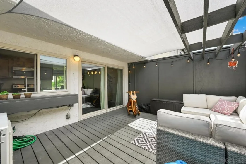 1242 River Glen Row #40 photo 10