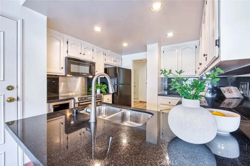 29305 Rue Fleurie photo 8