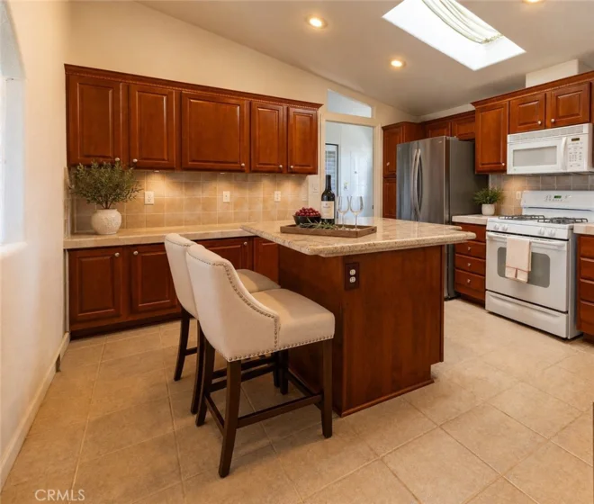 38687 Calle Segovia photo 16
