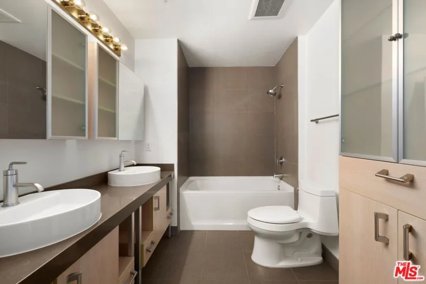 1234 Wilshire Boulevard #204 photo 8