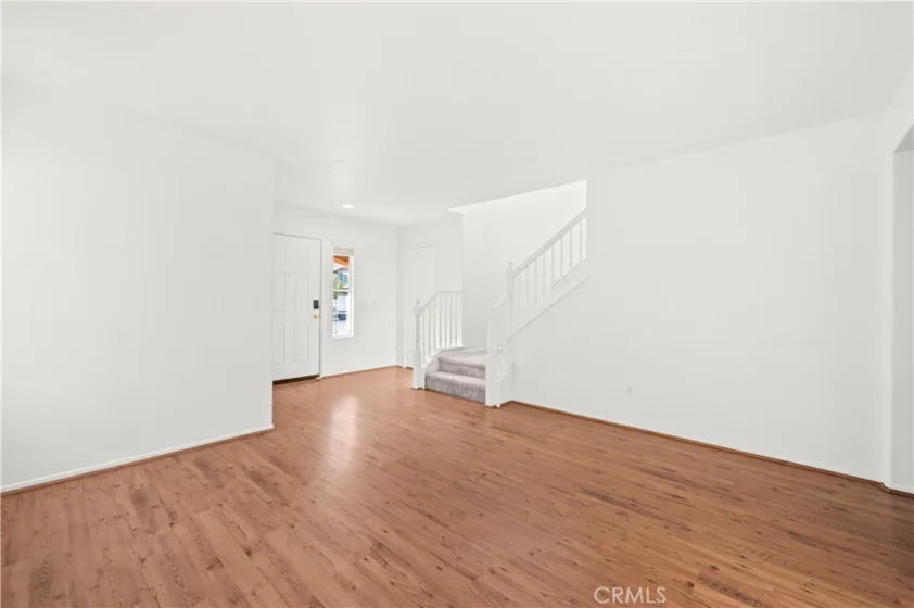 38354 Falcon Court photo 7