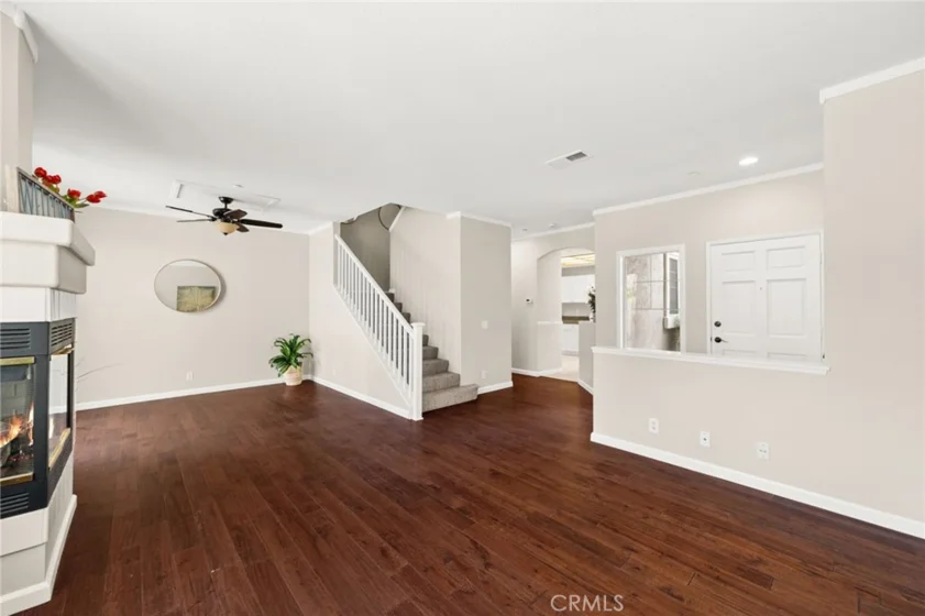 3509 E Berkshire Court photo 4