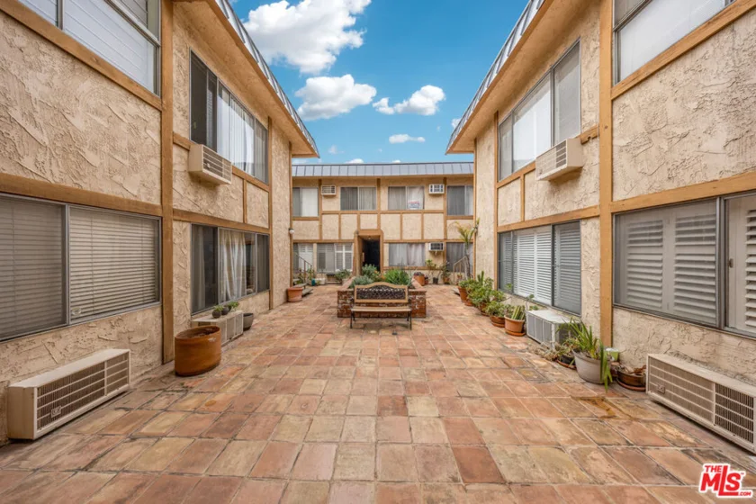 2141 S Bentley Avenue #107 photo 14