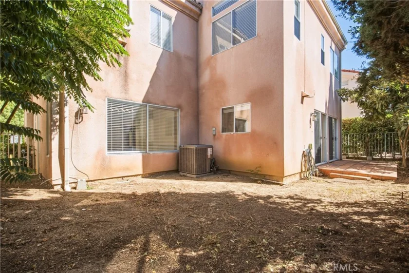 Unit C Reseda Boulevard photo 40