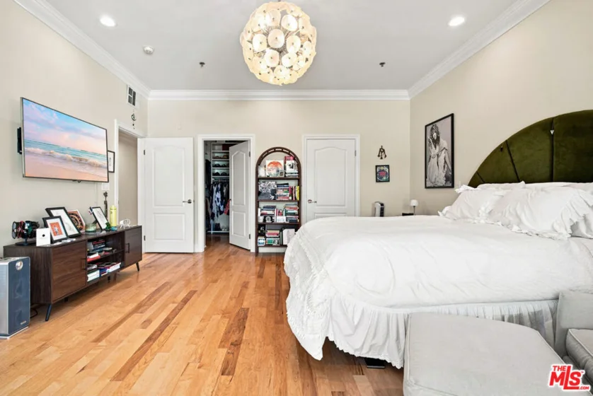11840 Dorothy Street #302 photo 38