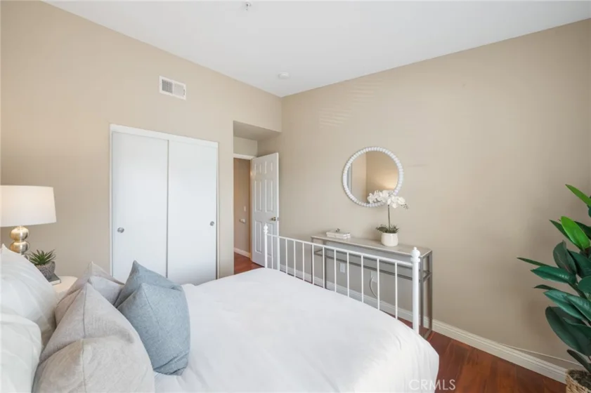 133 California Court photo 21