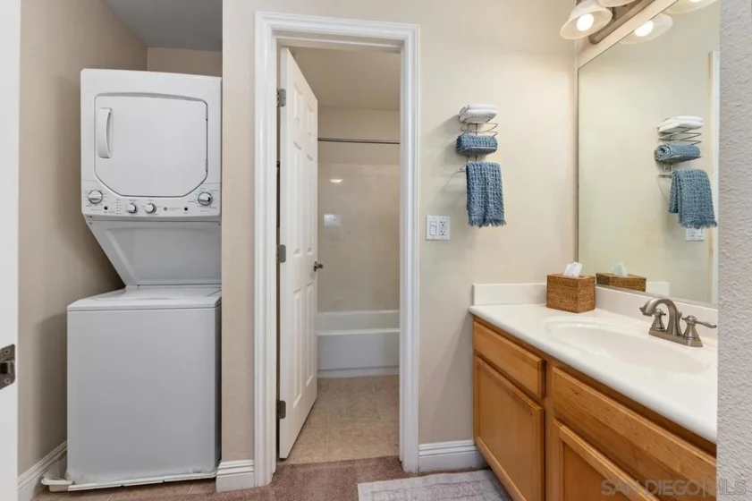 3535 Madison Avenue #210 photo 7
