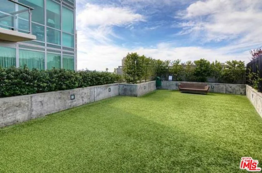 3785 Wilshire Boulevard #908 photo 26