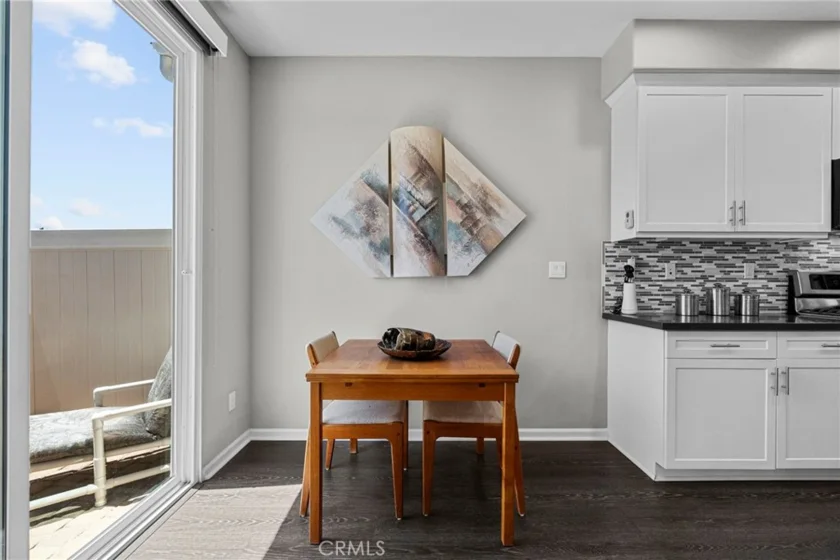 44075 Calle Luz photo 4