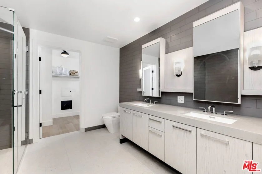 10777 Wilshire Boulevard #603 photo 6