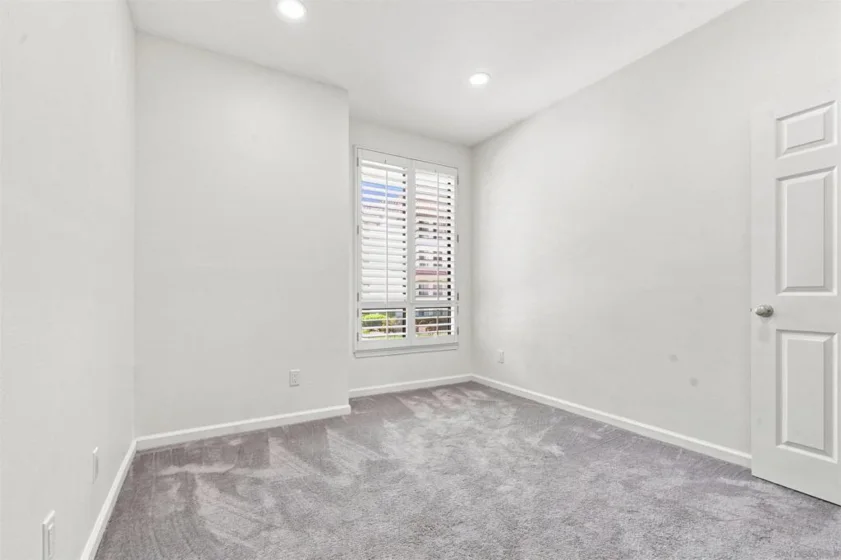 5845 Friars Road #1216 photo 16