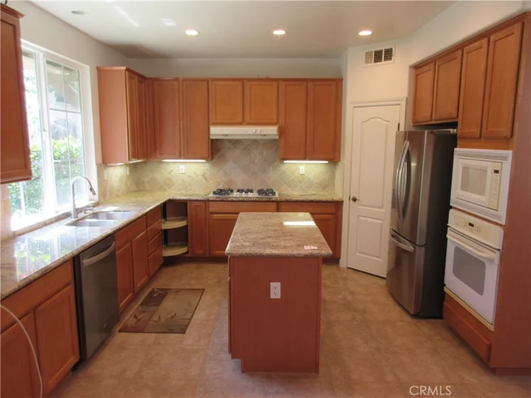 65 Figtree photo 10