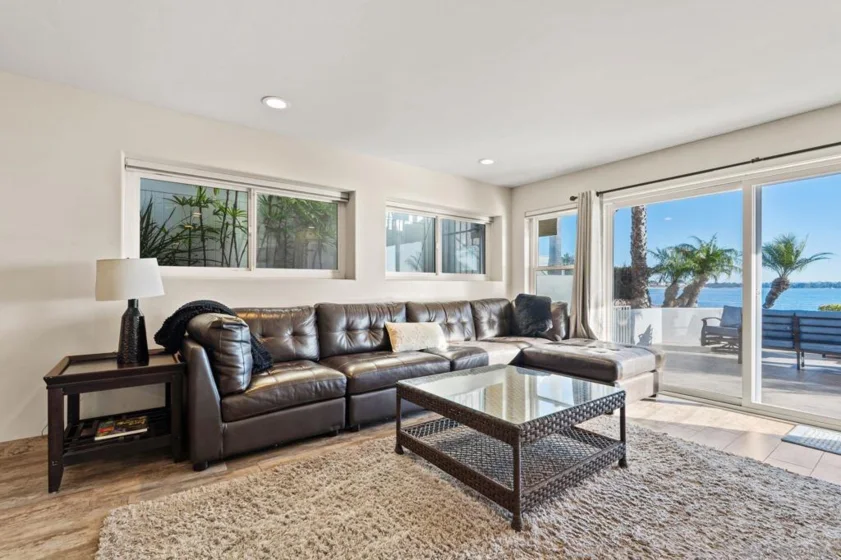 1177 Pacific Beach Drive ##A photo 16