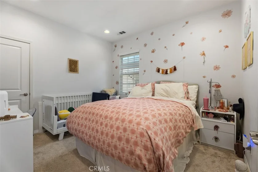 1487 Montgomery photo 26