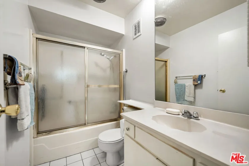 421 S La Fayette Park Place #311 photo 6