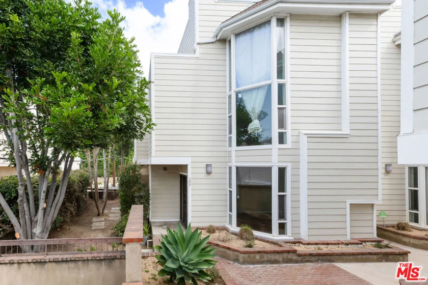 1717 Stoner Avenue #105 photo 2
