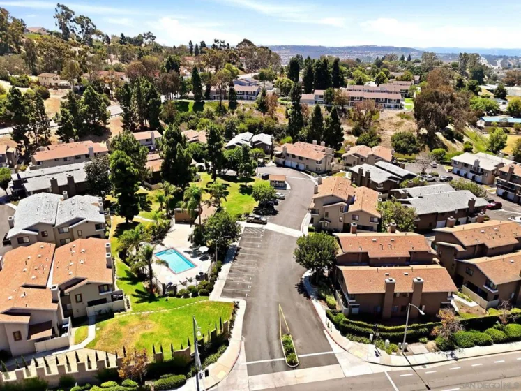 1508 Concord Way #D photo 35